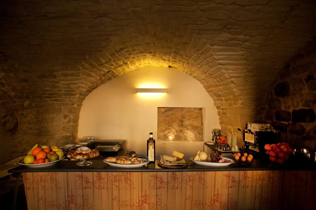 Hotel Dell'Orologio Ragusa Bagian luar foto