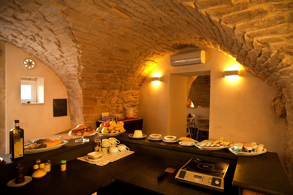 Hotel Dell'Orologio Ragusa Bagian luar foto